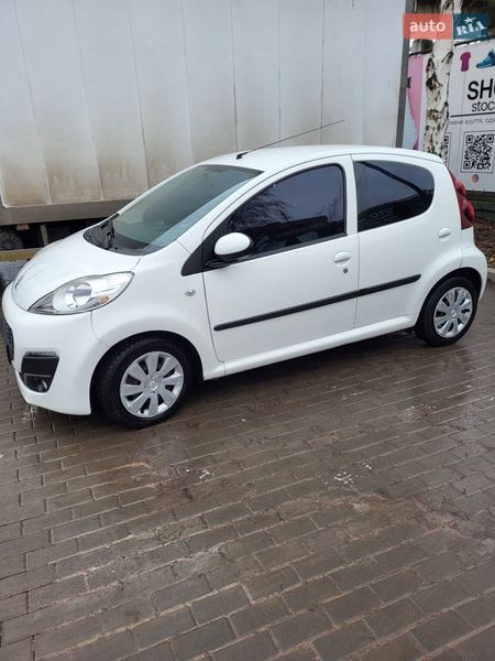 Peugeot 107 2012