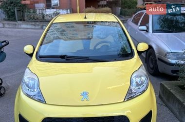 Хэтчбек Peugeot 107 2012 в Одессе