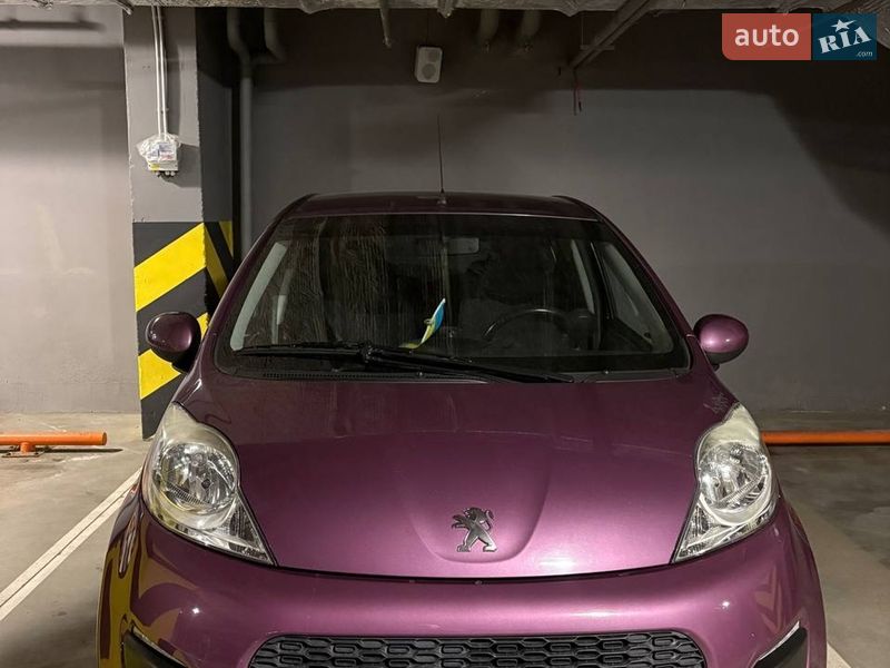 Хэтчбек Peugeot 107 2013 в Киеве