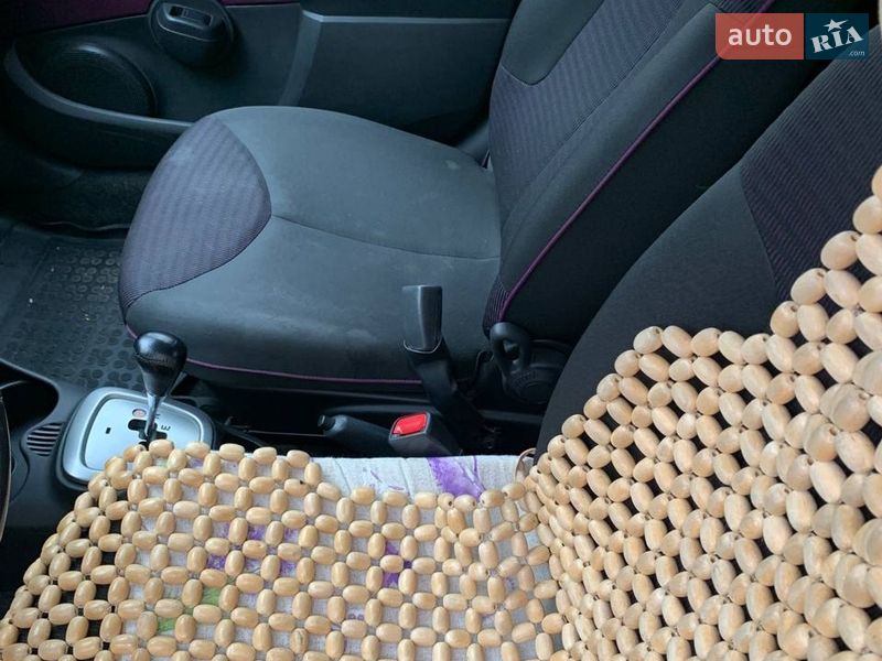 Хэтчбек Peugeot 107 2013 в Киеве