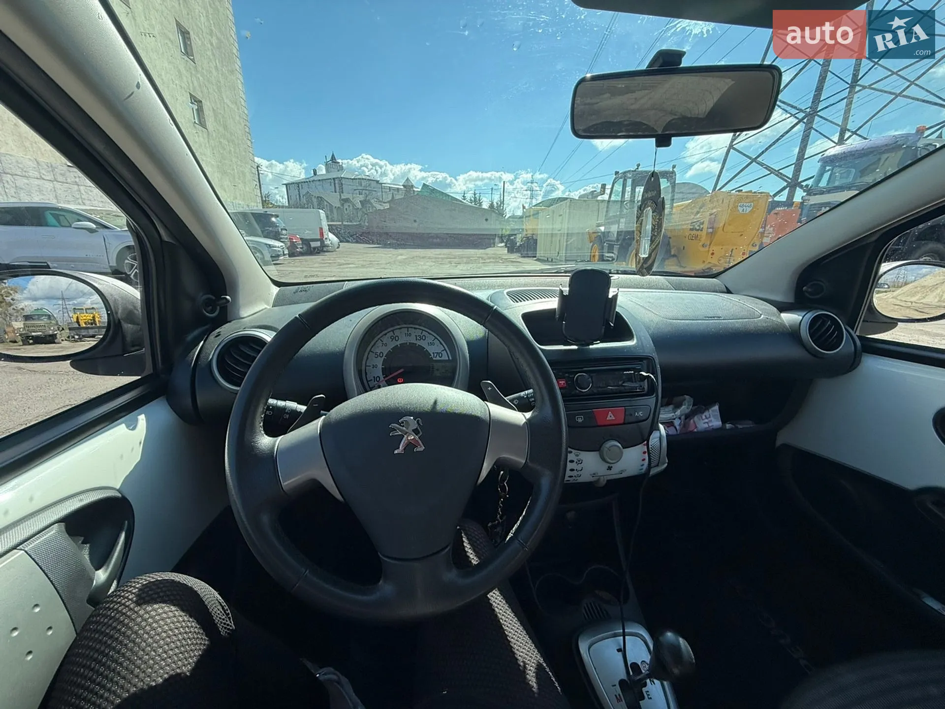2013 Peugeot 107 - мініатюра 24