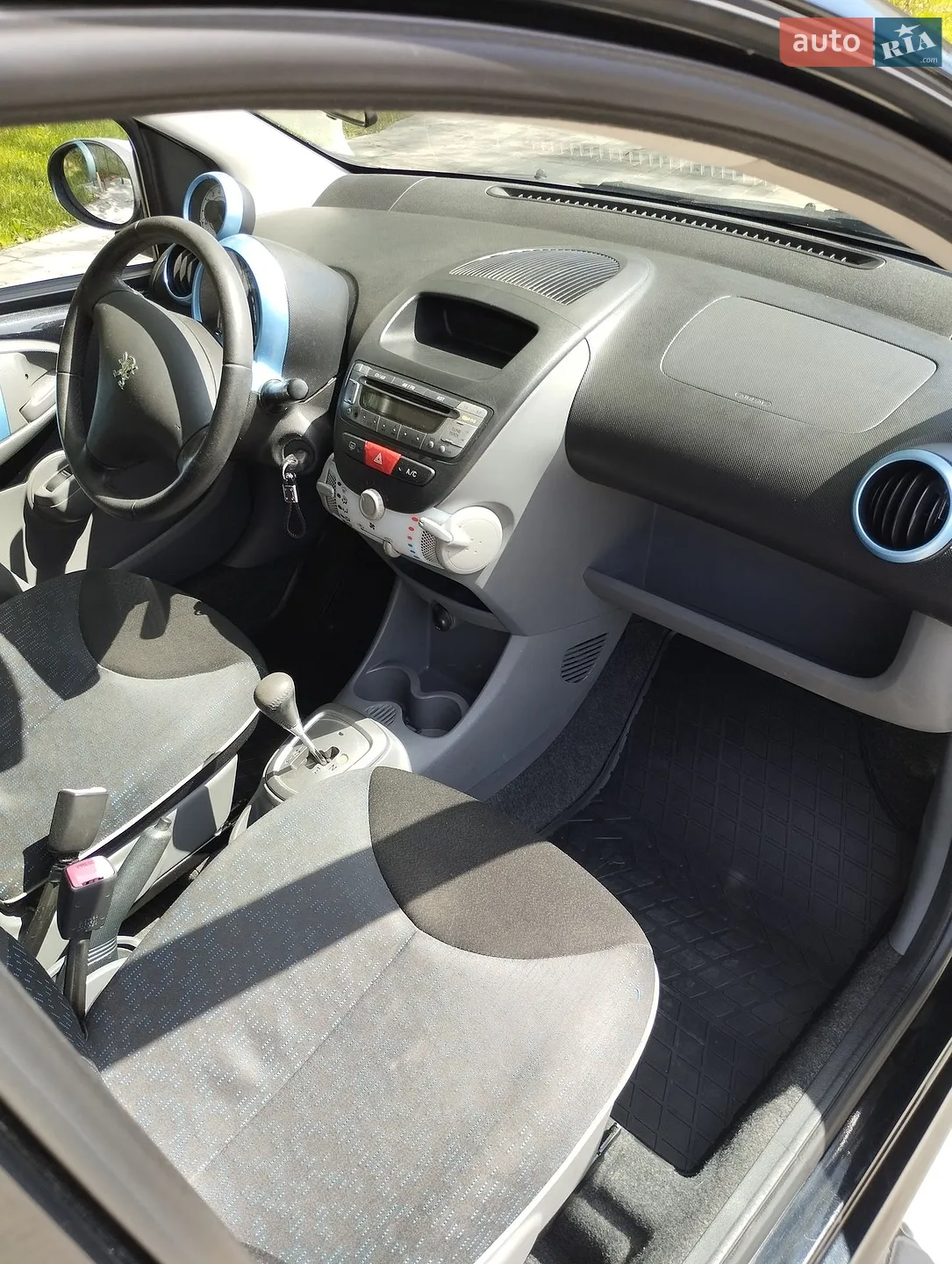 2010 Peugeot 107 - мініатюра 7