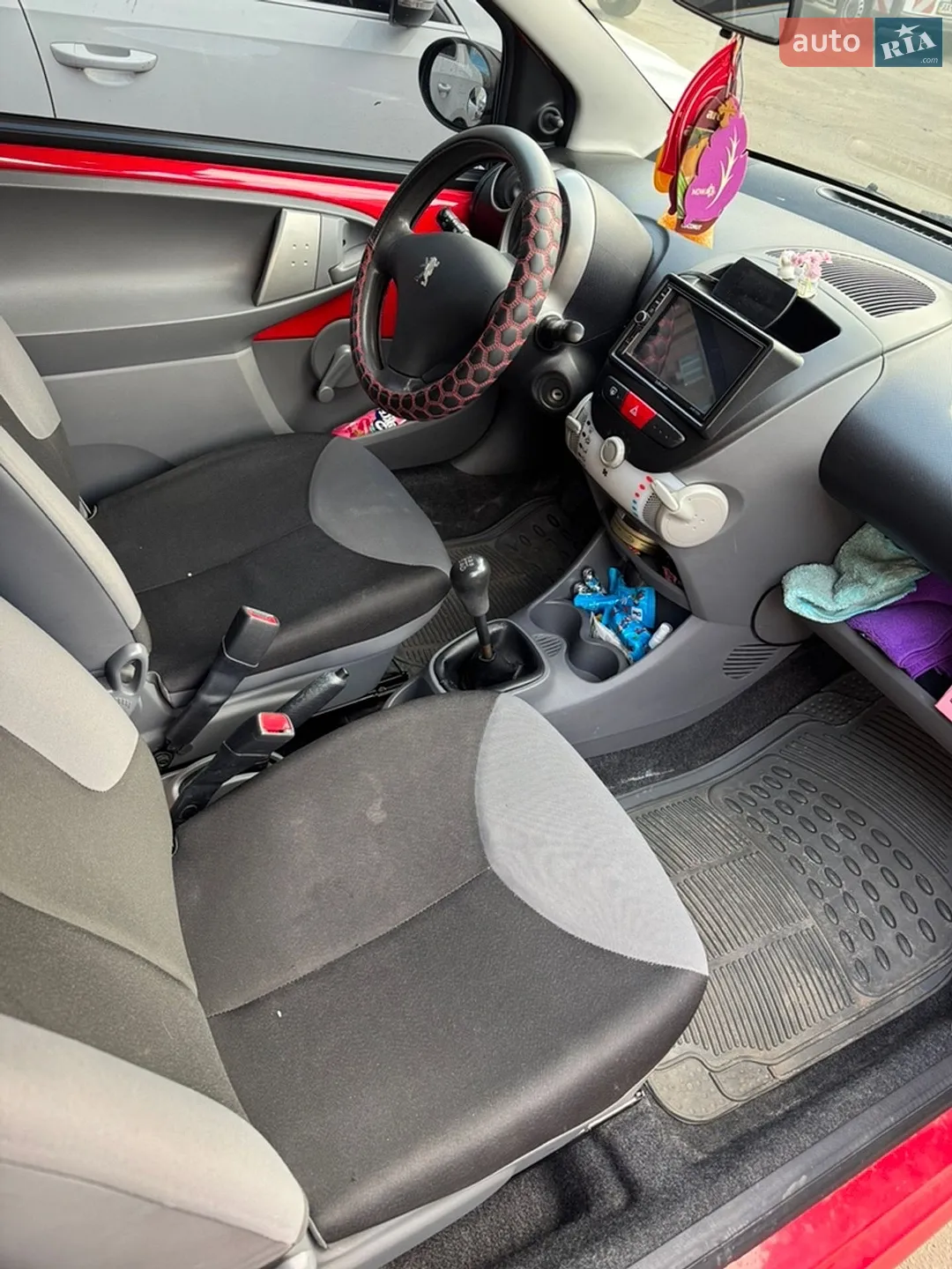 2011 Peugeot 107 - мініатюра 16