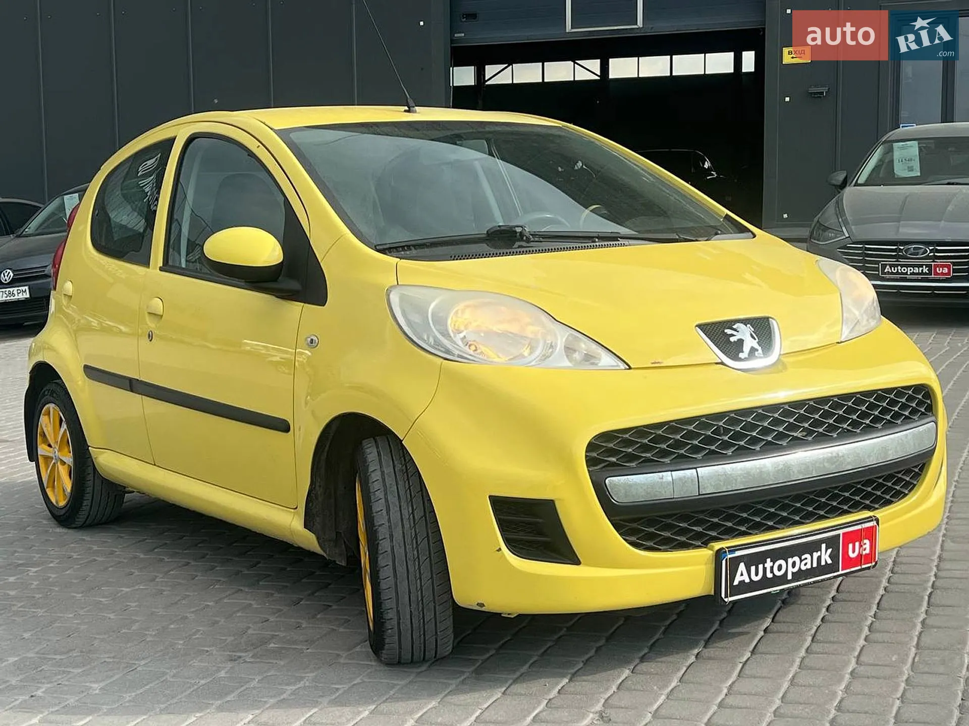 2010 Peugeot 107 - мініатюра 11