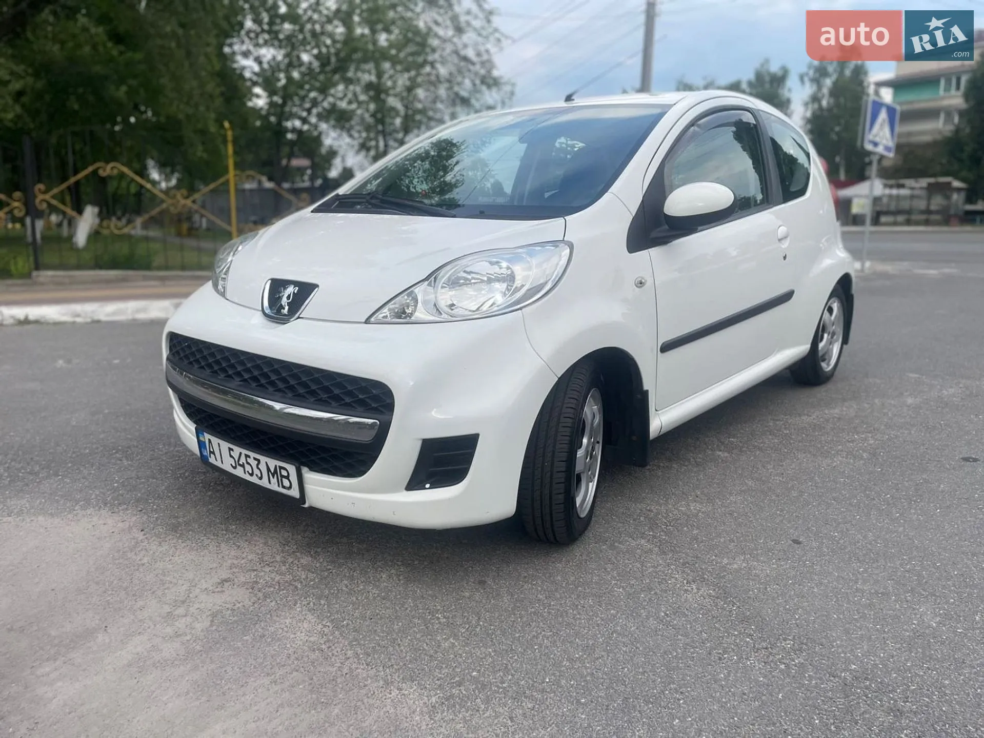 2011 Peugeot 107 - мініатюра 6