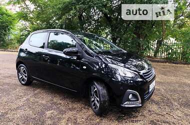 Хэтчбек Peugeot 108 2016 в Ужгороде