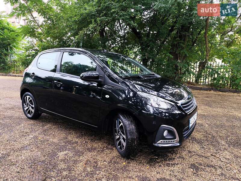 Хетчбек Peugeot 108 2016 в Ужгороді