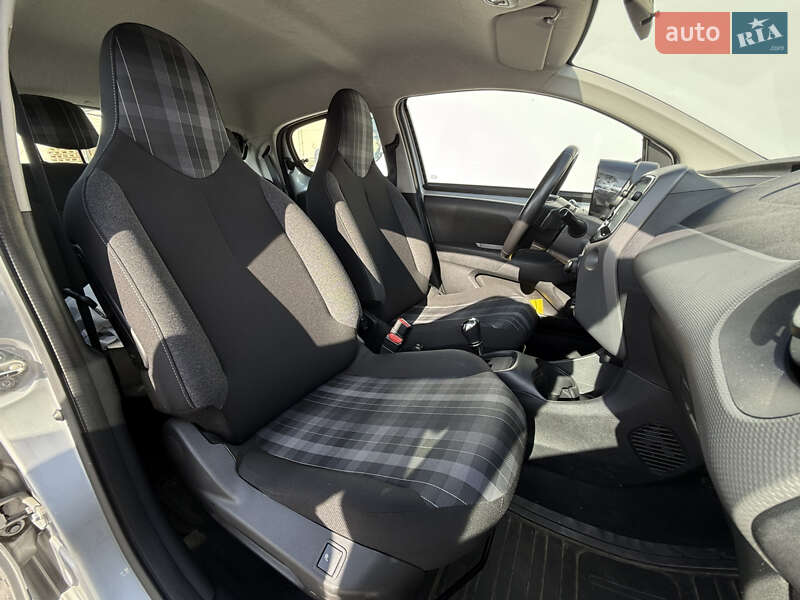 Хэтчбек Peugeot 108 2019 в Львове фото 11 Хэтчбек Peugeot 108 2019 в Львове