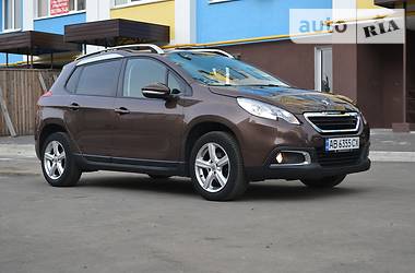 Внедорожник / Кроссовер Peugeot 2008 2014 в Киеве