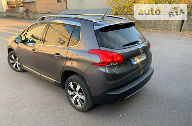 Хэтчбек Peugeot 2008 2015 в Тернополе