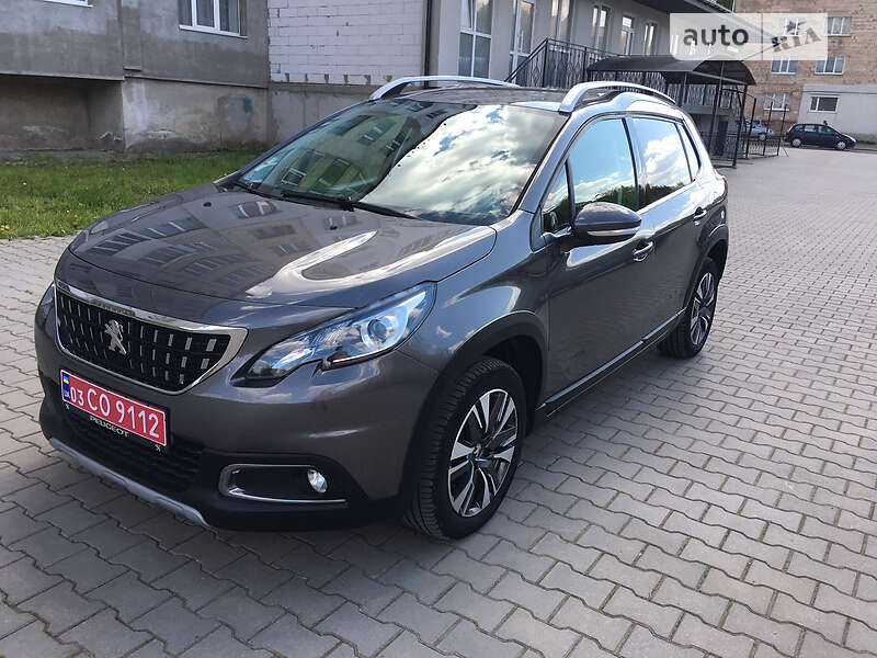 Позашляховик / Кросовер Peugeot 2008 2017 в 