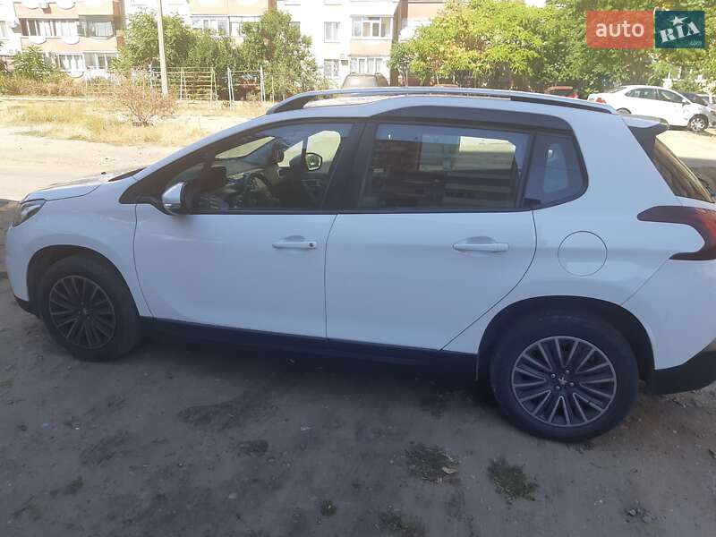 Позашляховик / Кросовер Peugeot 2008 2017 в Запоріжжі