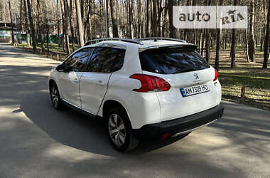 Внедорожник / Кроссовер Peugeot 2008 2015 в Киеве