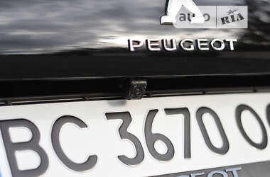 Внедорожник / Кроссовер Peugeot 2008 2018 в Львове