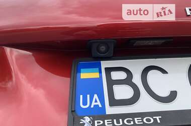 Внедорожник / Кроссовер Peugeot 2008 2017 в Львове