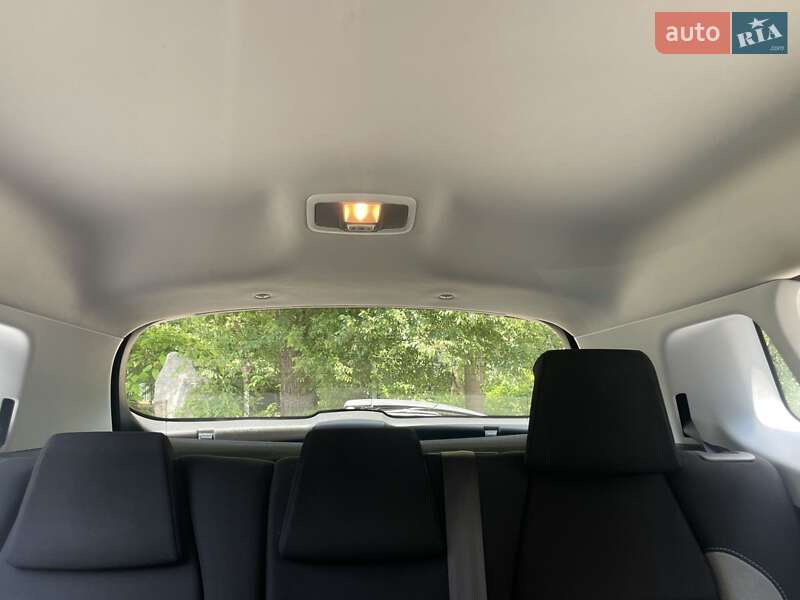 Позашляховик / Кросовер Peugeot 2008 2017 в Запоріжжі