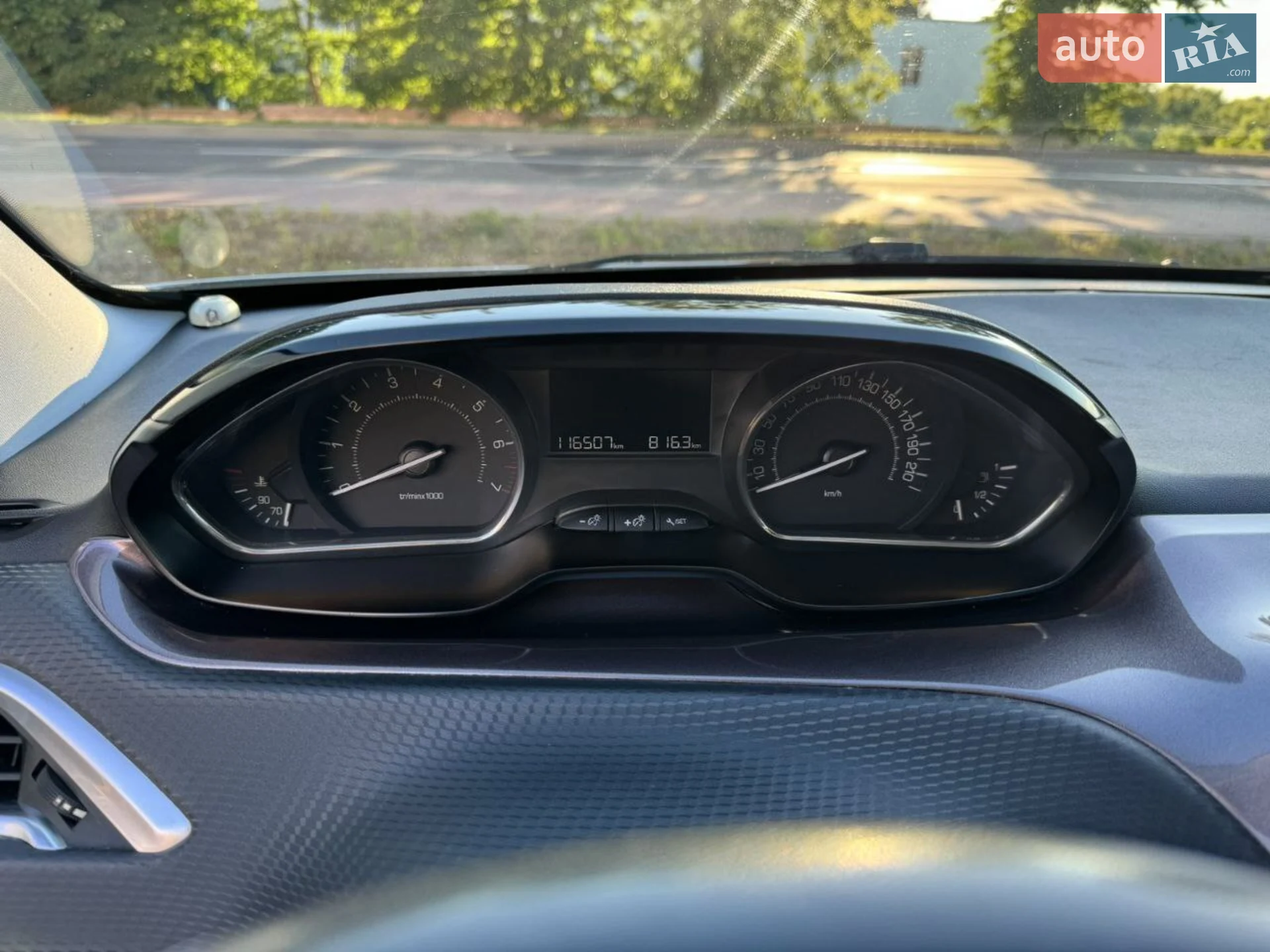 Peugeot 2008 2014 VIN VF3CUHMZ0EY042549 фото оголошення 9 з 23