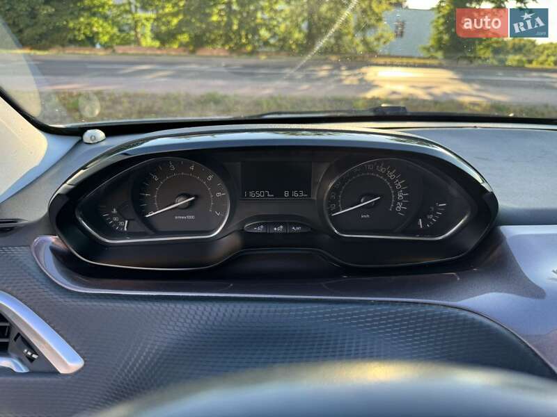 Внедорожник / Кроссовер Peugeot 2008 2014 в Ровно