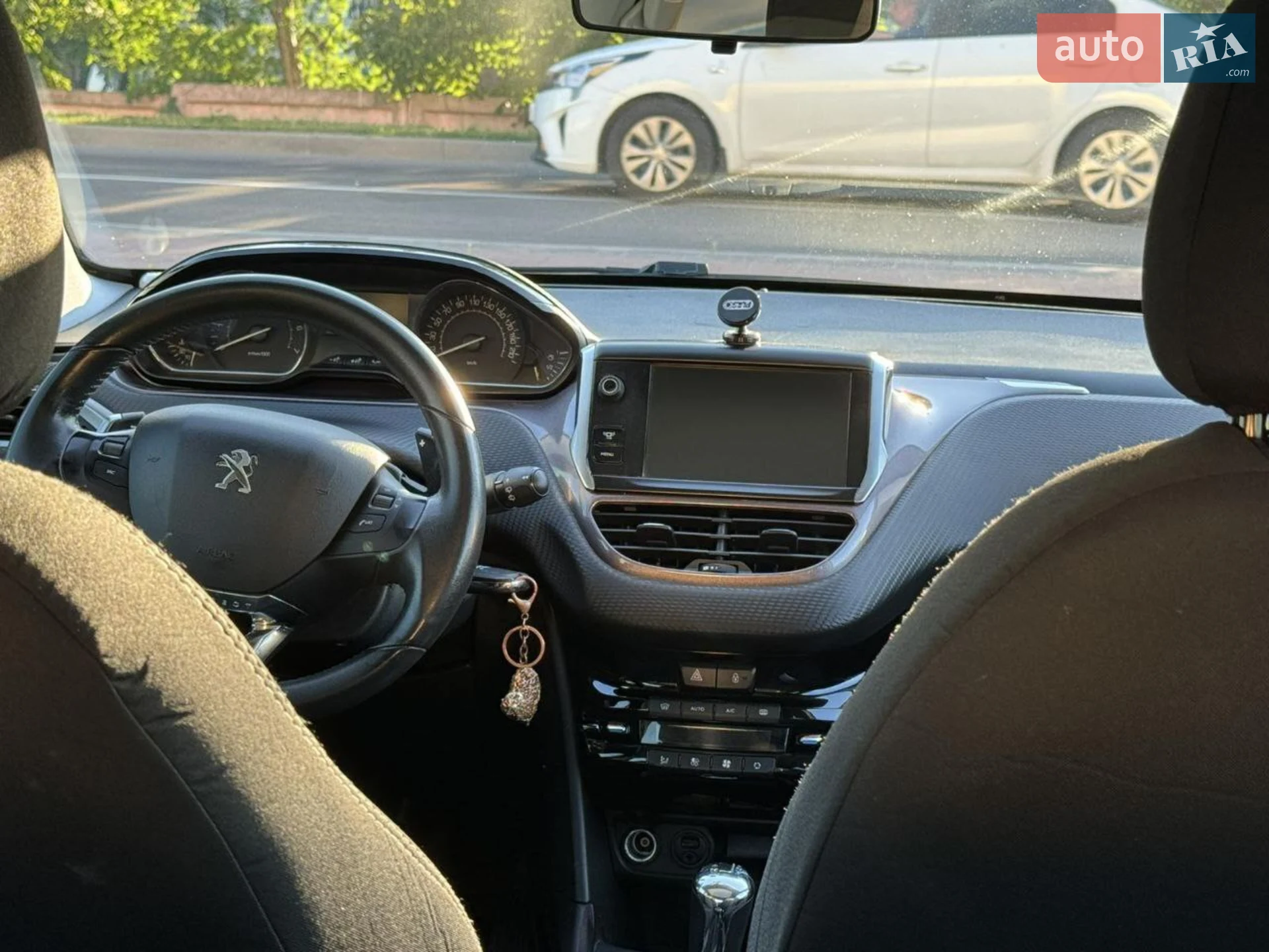 Peugeot 2008 2014 VIN VF3CUHMZ0EY042549 фото оголошення 21 з 23