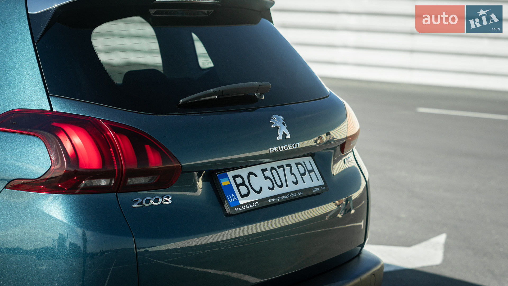 2016 Peugeot 2008 - мініатюра 11