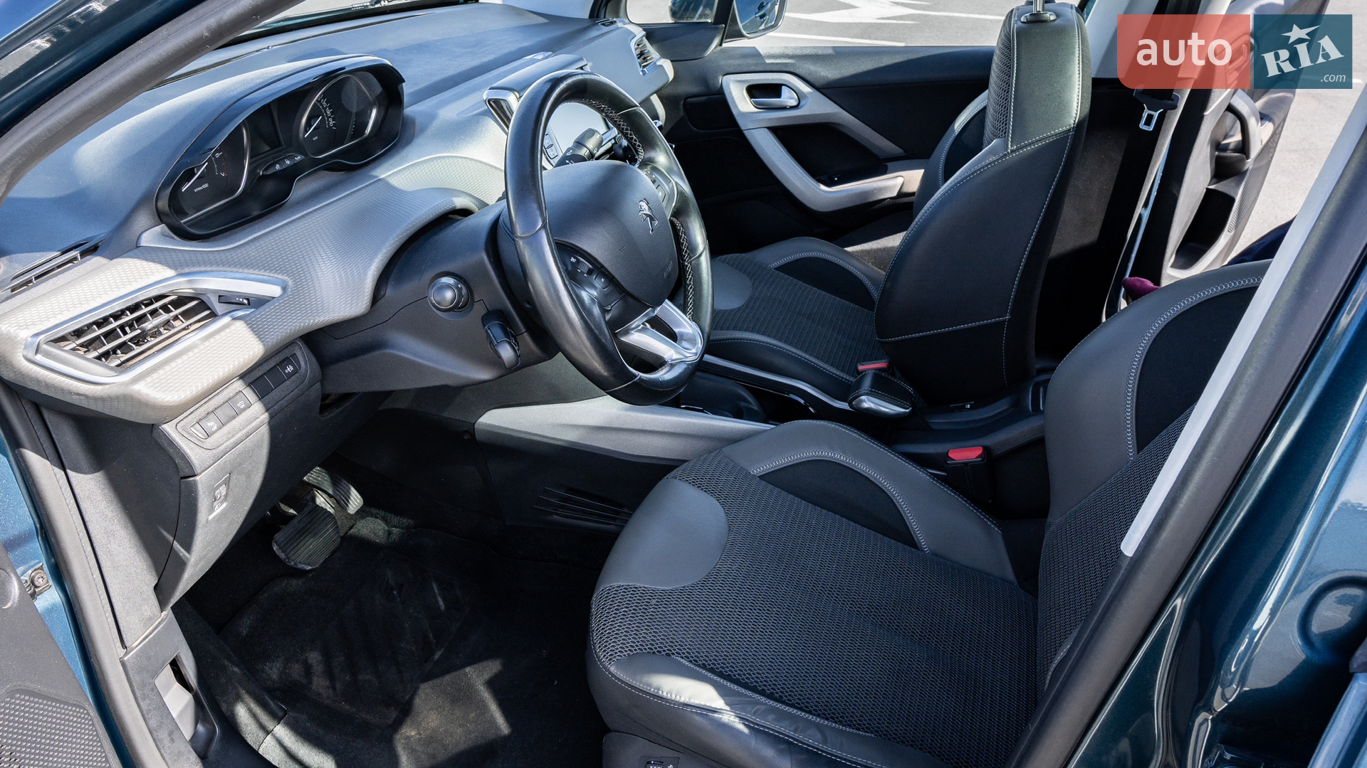2016 Peugeot 2008 - мініатюра 21