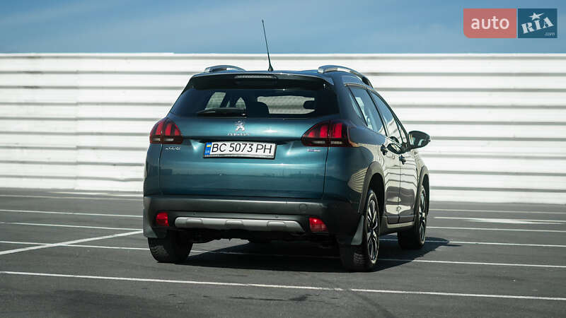 Позашляховик / Кросовер Peugeot 2008 2016 в Львові