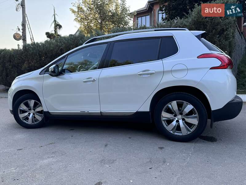 Позашляховик / Кросовер Peugeot 2008 2015 в Полтаві