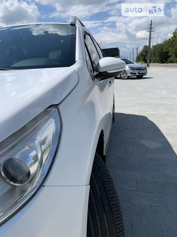 Внедорожник / Кроссовер Peugeot 2008 2014 в Винниках фото 7 Внедорожник / Кроссовер Peugeot 2008 2014 в Винниках