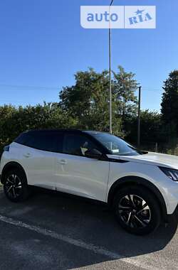 Внедорожник / Кроссовер Peugeot 2008 2022 в 