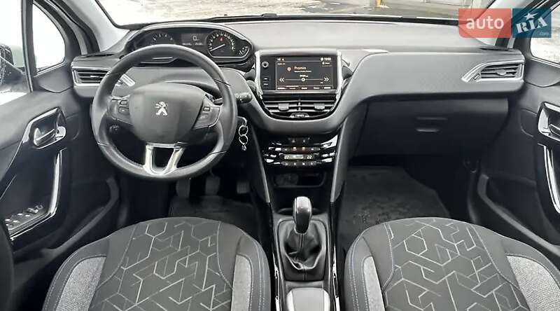 Позашляховик / Кросовер Peugeot 2008 2019 в Львові