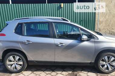 Внедорожник / Кроссовер Peugeot 2008 2016 в 