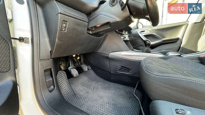 Позашляховик / Кросовер Peugeot 2008 2019 в Києві