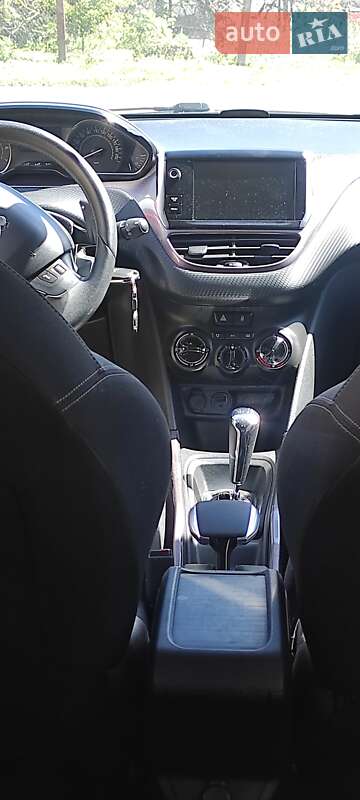 Позашляховик / Кросовер Peugeot 2008 2014 в Підволочиську