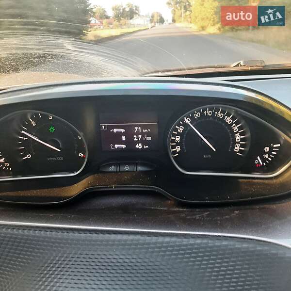 Внедорожник / Кроссовер Peugeot 2008 2013 в Шептицькому