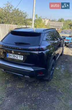 Внедорожник / Кроссовер Peugeot 2008 2020 в 
