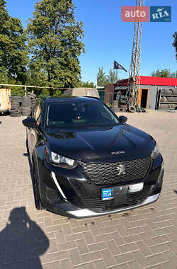 Внедорожник / Кроссовер Peugeot 2008 2020 в 