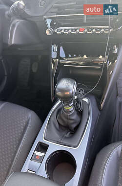 Внедорожник / Кроссовер Peugeot 2008 2020 в 