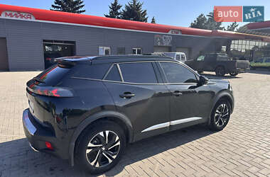 Внедорожник / Кроссовер Peugeot 2008 2020 в 