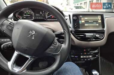 Позашляховик / Кросовер Peugeot 2008 2015 в Києві