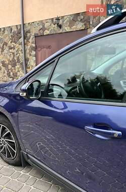 Внедорожник / Кроссовер Peugeot 2008 2015 в 
