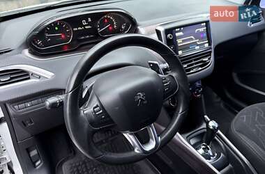 Внедорожник / Кроссовер Peugeot 2008 2014 в Виннице