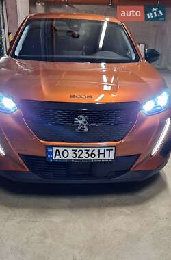 Позашляховик / Кросовер Peugeot 2008 2022 в Ужгороді