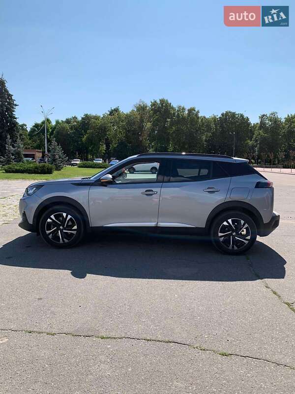 Внедорожник / Кроссовер Peugeot 2008 2021 в Кременчуге