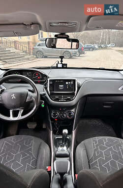 Внедорожник / Кроссовер Peugeot 2008 2015 в Сумах