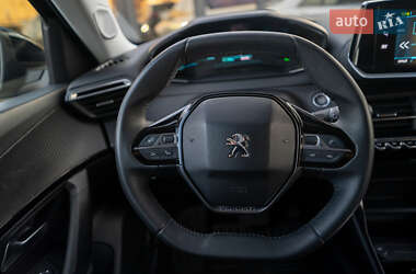 Внедорожник / Кроссовер Peugeot 2008 2022 в Киеве