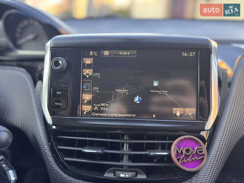 Позашляховик / Кросовер Peugeot 2008 2015 в Житомирі