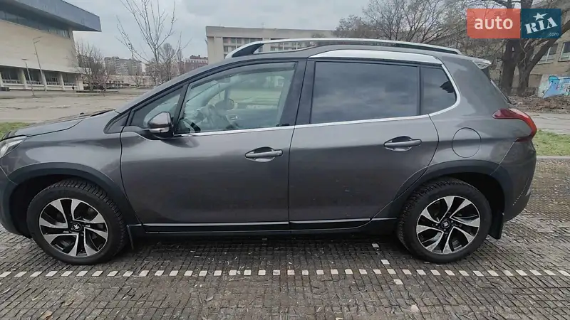 Позашляховик / Кросовер Peugeot 2008 2016 в 