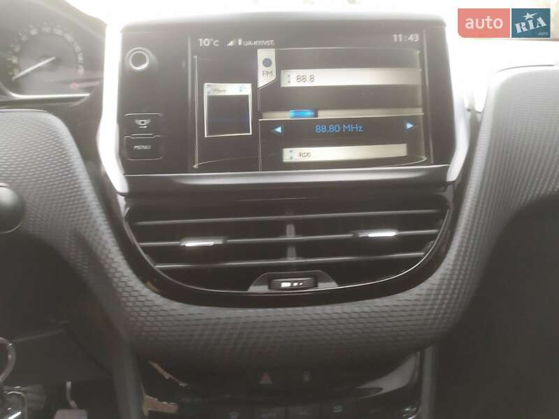 Позашляховик / Кросовер Peugeot 2008 2014 в Бродах