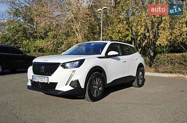 Внедорожник / Кроссовер Peugeot 2008 2021 в 
