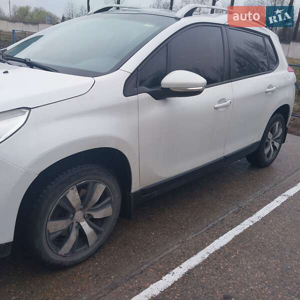 Внедорожник / Кроссовер Peugeot 2008 2014 в Львове